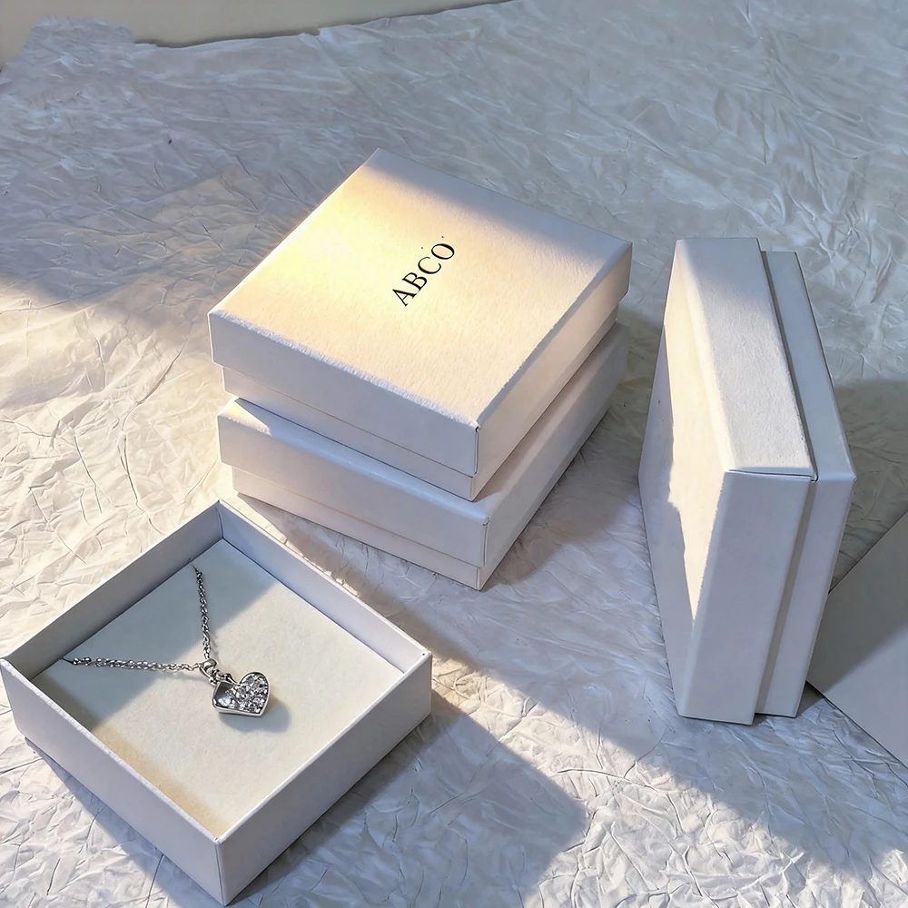 Modern Cardboard Jewelry Packaging Boxes