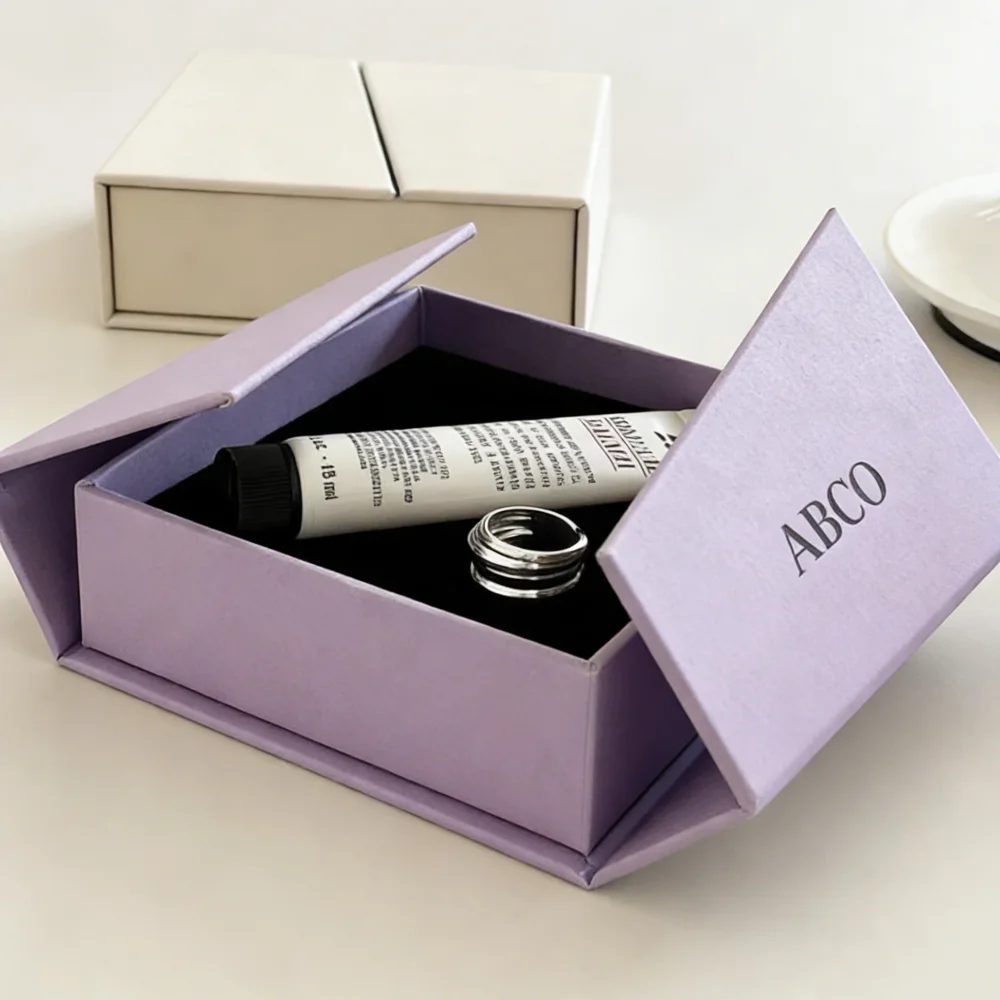 Custom Magnetic Foldable Jewelry Box Mailing Paper Packaging