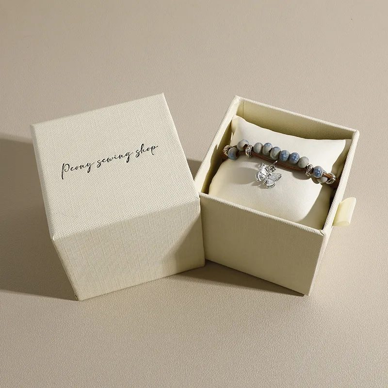 Fashionable And Exquisite Paper Jewelry Box
