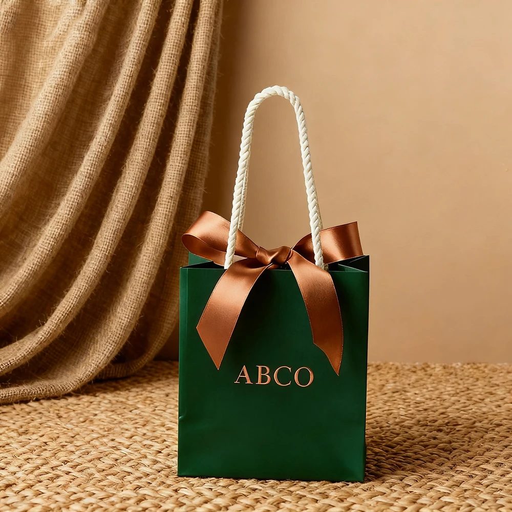 Luxury Black Paper Bag For Jewelry Cosmetics Clothing Packaging