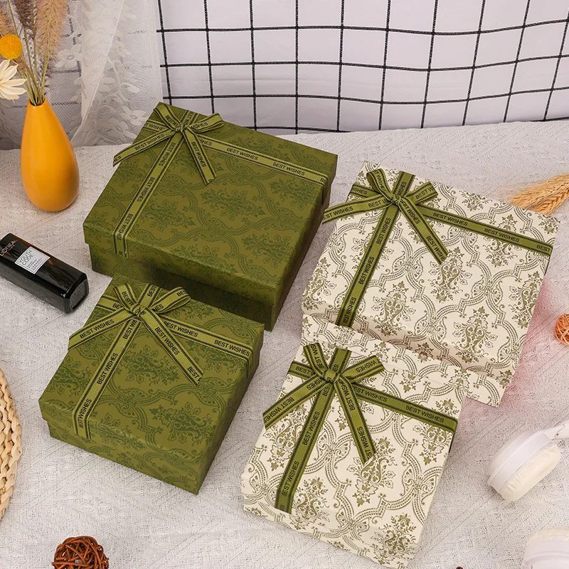 Custom Christmas Luxury Paper Boxes