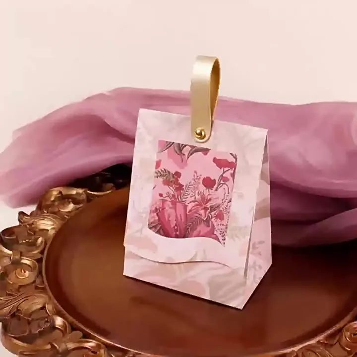 Flower Hand Candy Box Wedding Party Favors Gifts Chocolate Bag