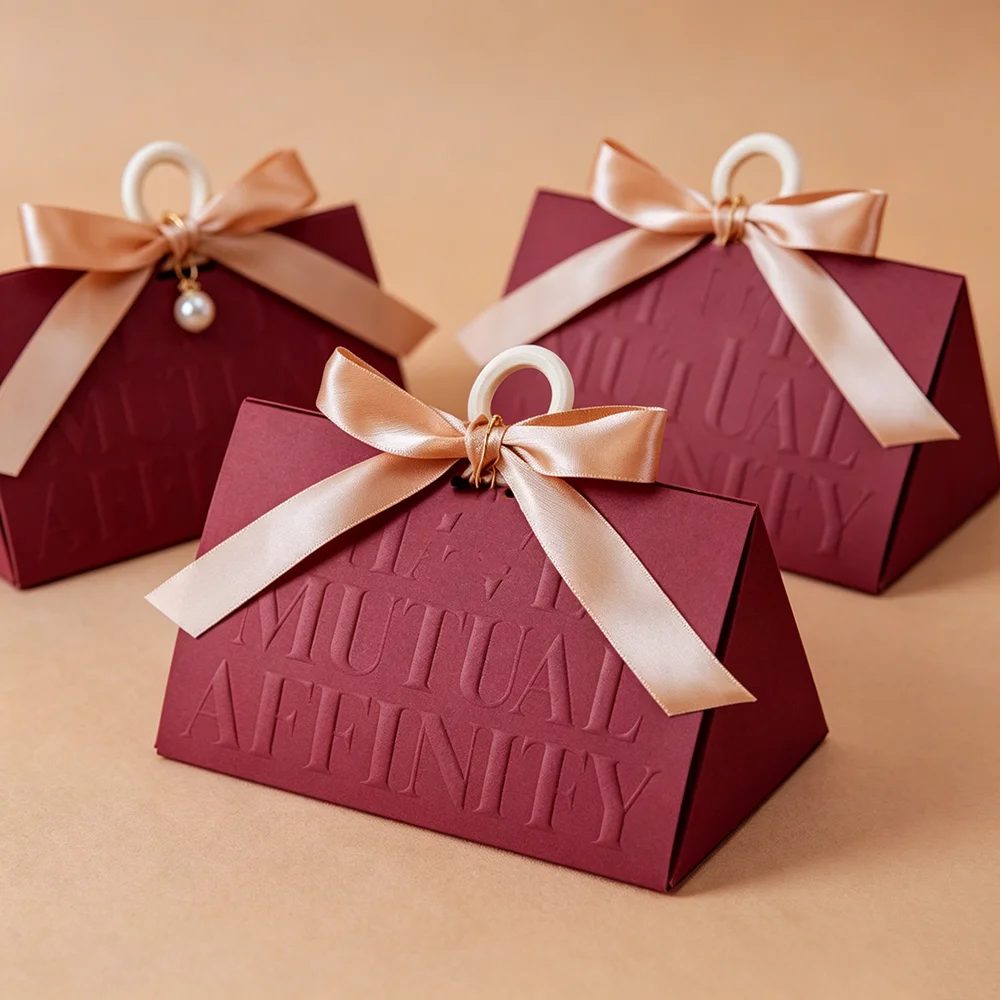 Haute Couture Gift Box Triangle Tote Candy Box