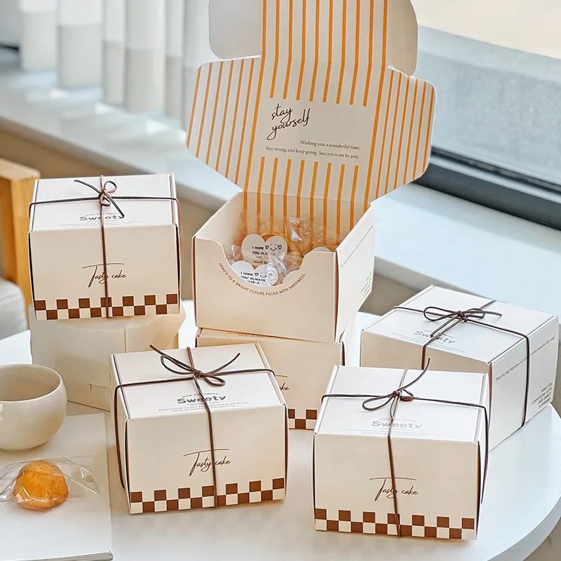 Paper Boxes New Style White Chocolate Sushi Bakery Items Packaging