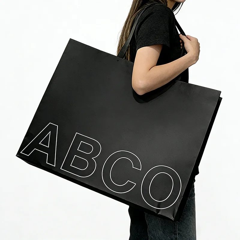 Luxury Custom Recycled Materials Shopping Black Paper Bag