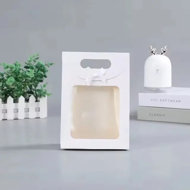 Custom Logo Luxury Paper Gift Bag