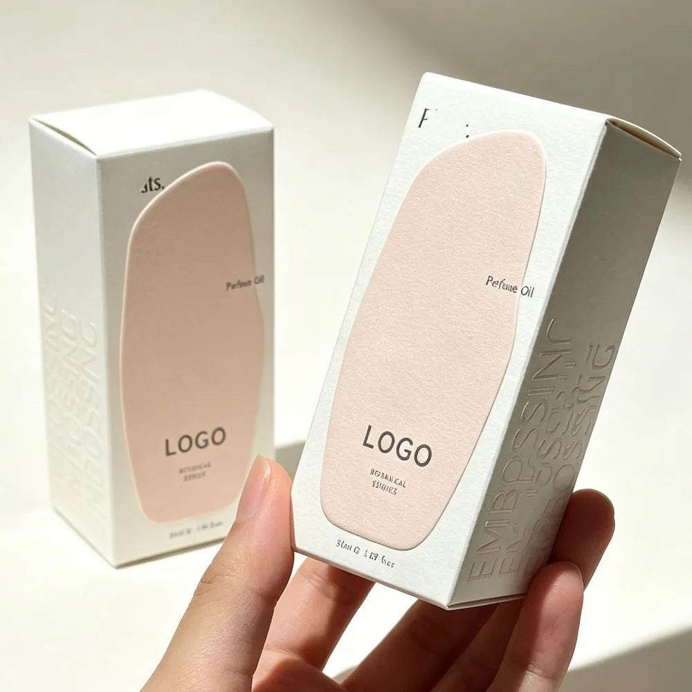 Custom Printed Logo UV Printing White Cardboard Cosmetic Boxes