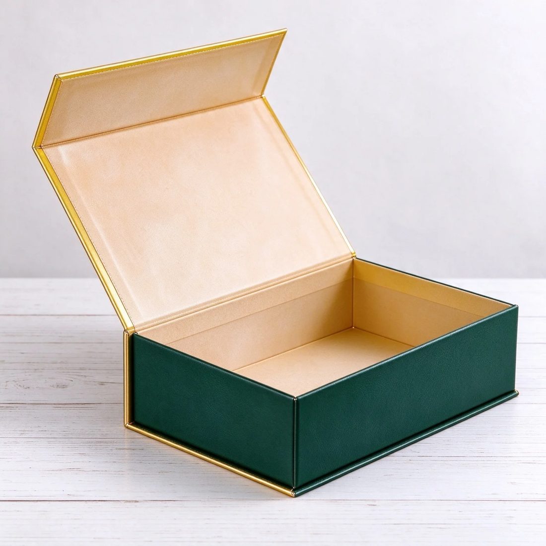 Custom Logo Corrugated Paper Gift Box Luxury Packaging